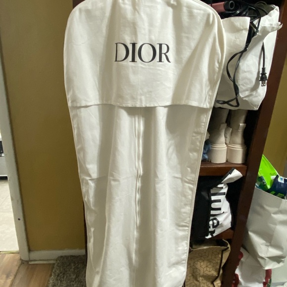 DIOR CLOTHS COVER NEW - Picture 5 of 5